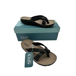 Cliffs by White Mountain Women's Best of Flat Sandals Women's Shoes, Black Sz 6